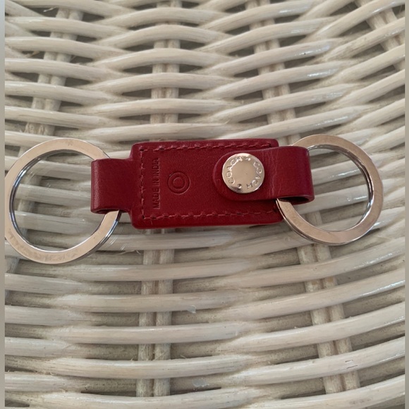 COACH Leather Double Ring Valet Key Fob Keychain NWOT - Picture 3 of 5